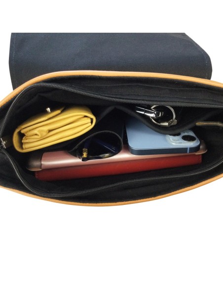 Sac à main femme personnalisable avec rabat et bandoulière interchangeable – Élégant & pratique