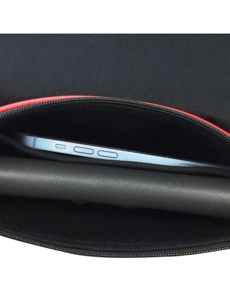 Pochette rouge personnalisable – Élégante, audacieuse et modulable